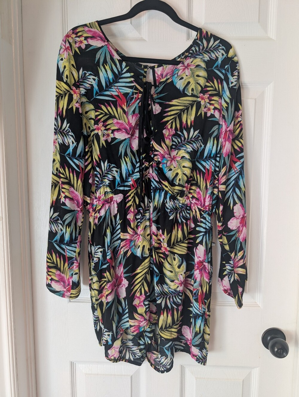 La Vie en Rose Aqua Tropical Floral Romper Bell Sleeve Cover-Up Medium